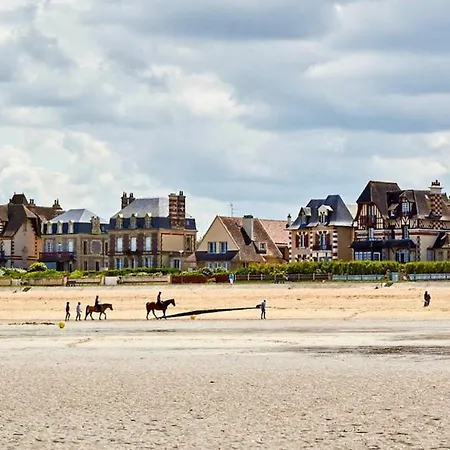 Ferienhaus Le Triplex Romantique Balneo Duo Et Sauna